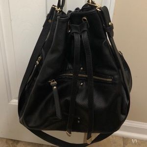 Black Medium Handbag/Crossover handbag